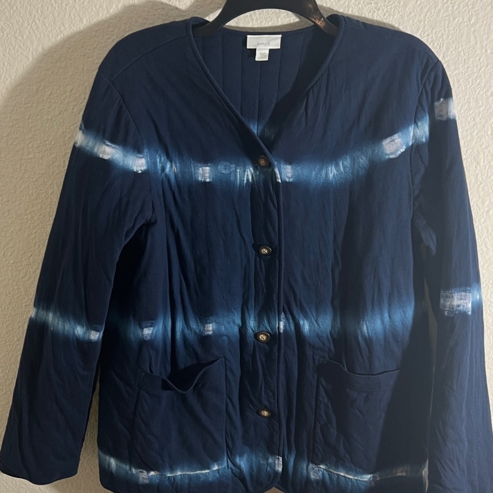 J Jill Pure Jill women’s Sz L Quilted Jacket Blue Tie Dye Pockets Button Front